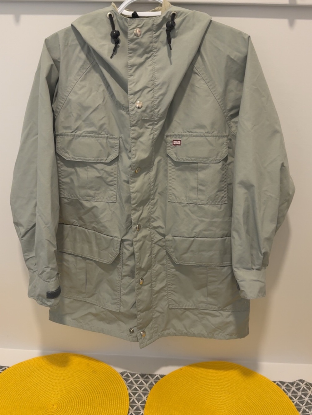 CME Gore-Tex Hooded Jacket Small